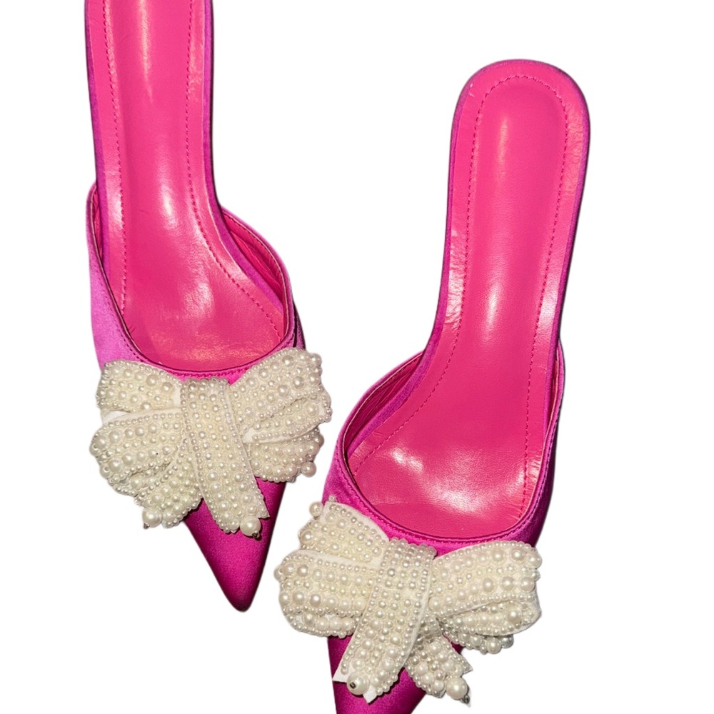 Elegant Pink Satin Heels with Pearl Bow